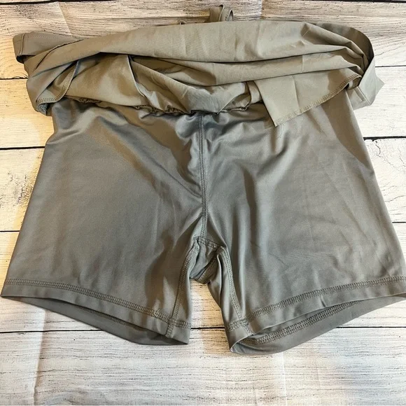 RBX Skort - 17" Length with Tie Waist - Stylish‎ & Functional - Picture 4 of 7